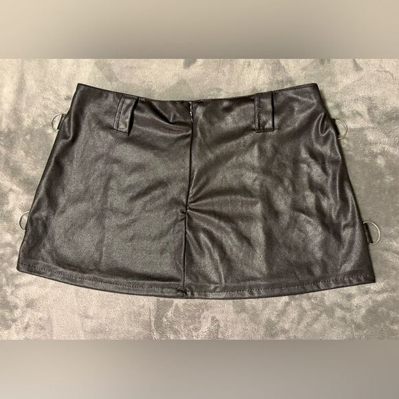 Vintage Y2K Serious LA Black Bondage Top and Skirt Set Sz Small - Picture 12 of 14